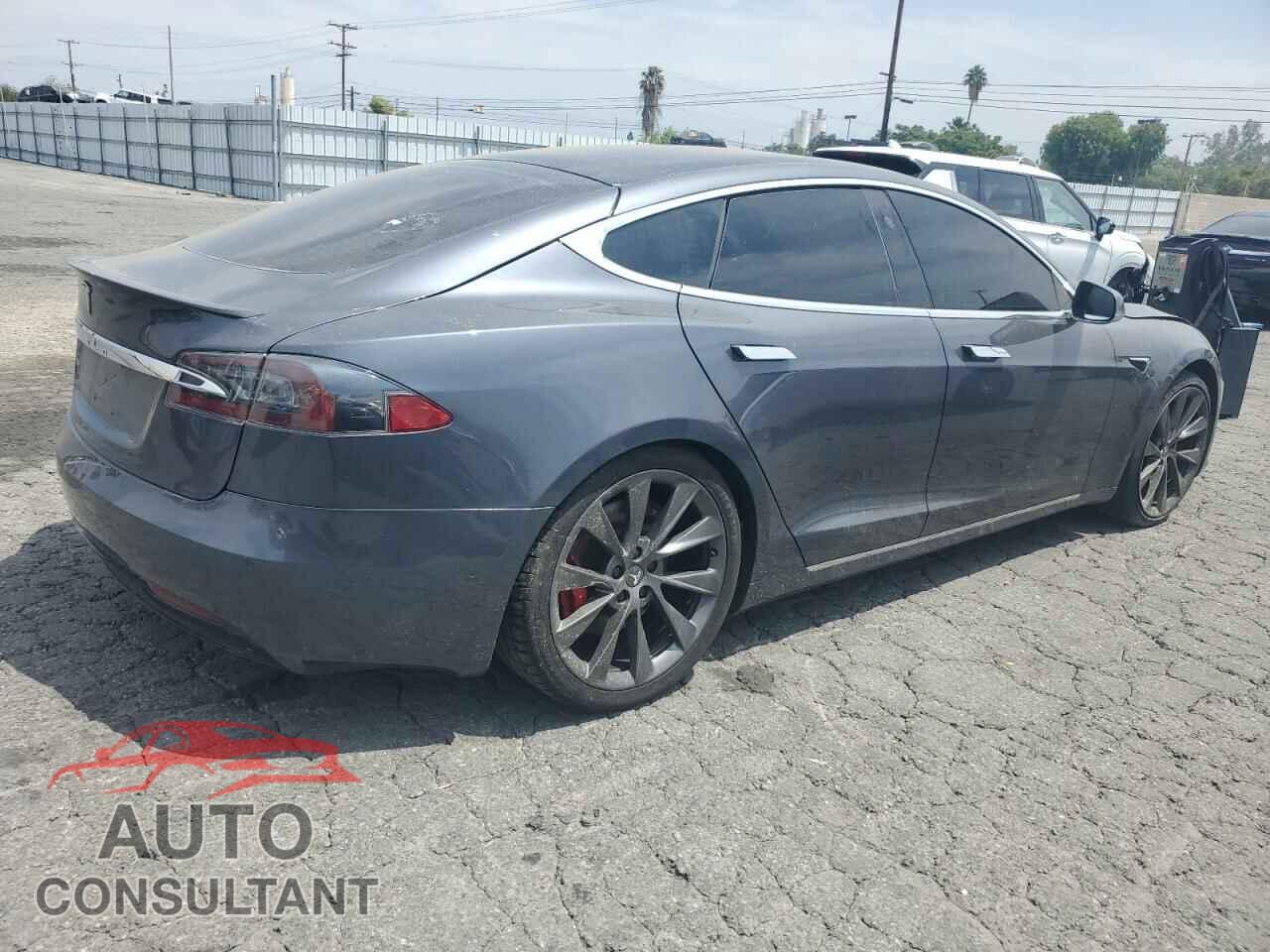TESLA MODEL S 2018 - 5YJSA1E40JF297040