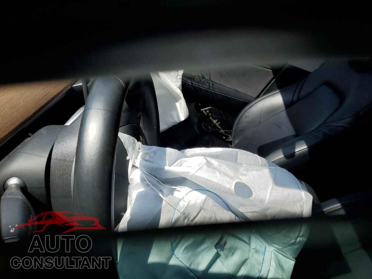 TESLA MODEL 3 2018 - 5YJ3E1EA9JF095361