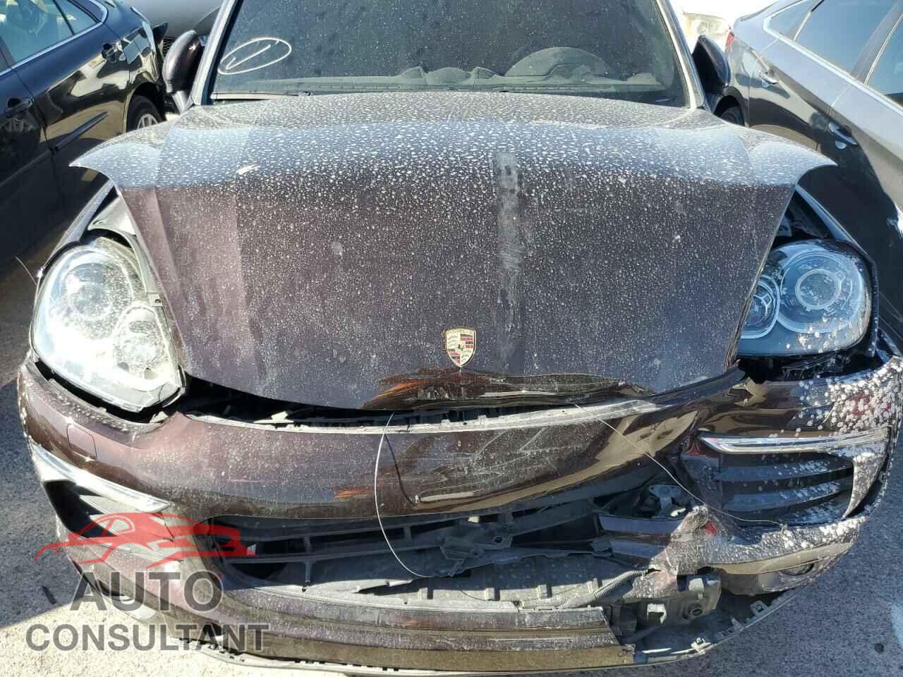 PORSCHE CAYENNE 2018 - WP1AA2A20JKA06611