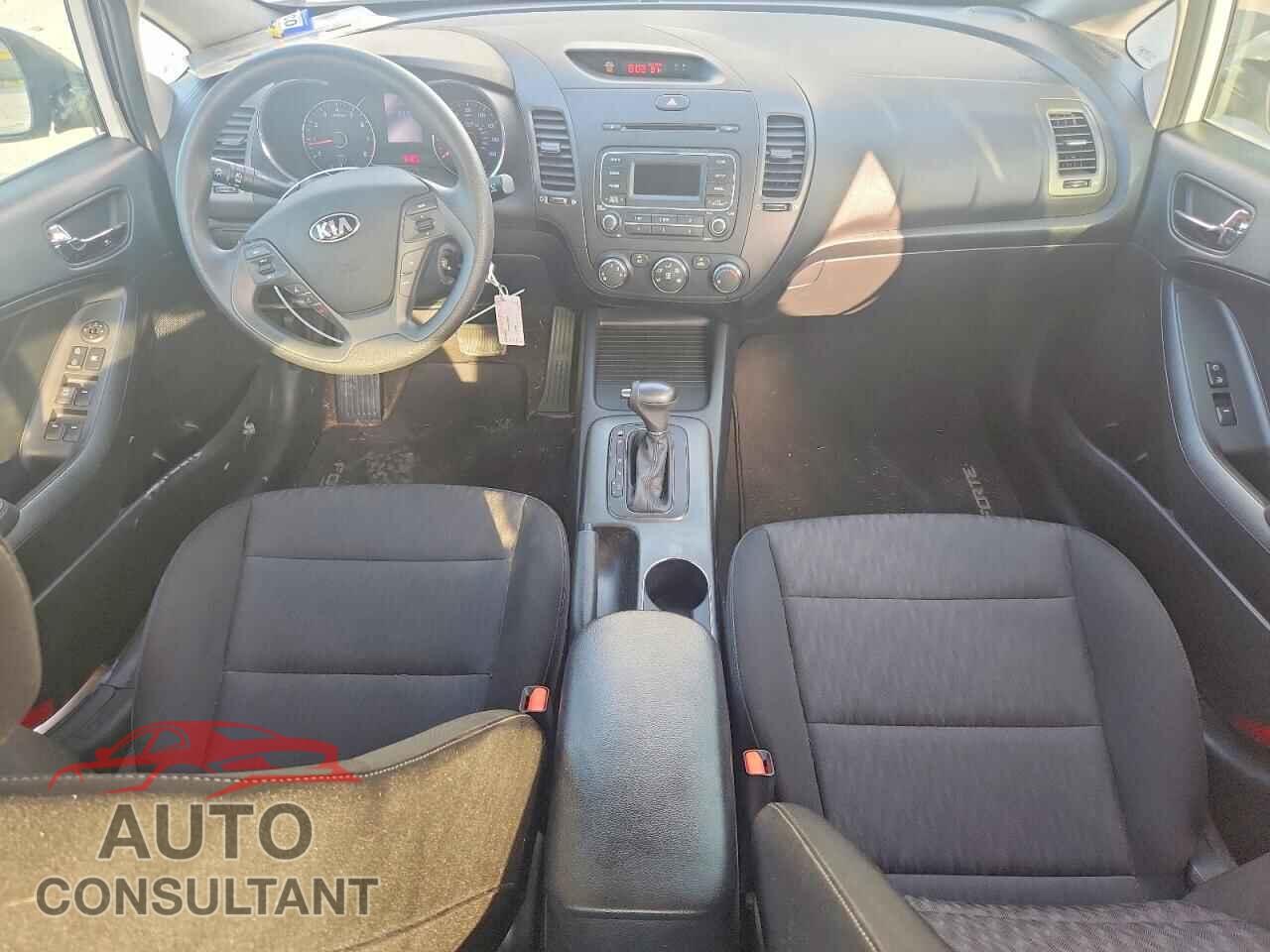 KIA FORTE 2016 - KNAFK4A61G5485516