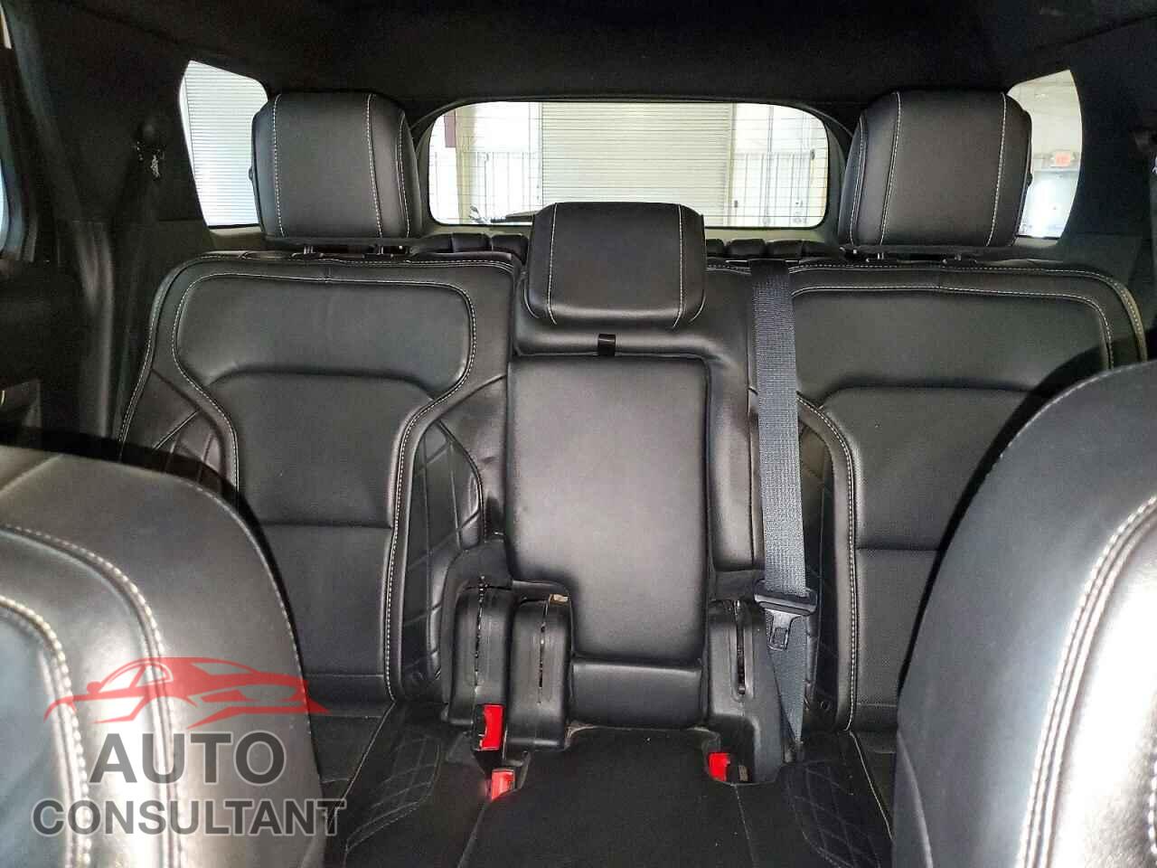 FORD EXPLORER 2018 - 1FM5K8HTXJGB48660