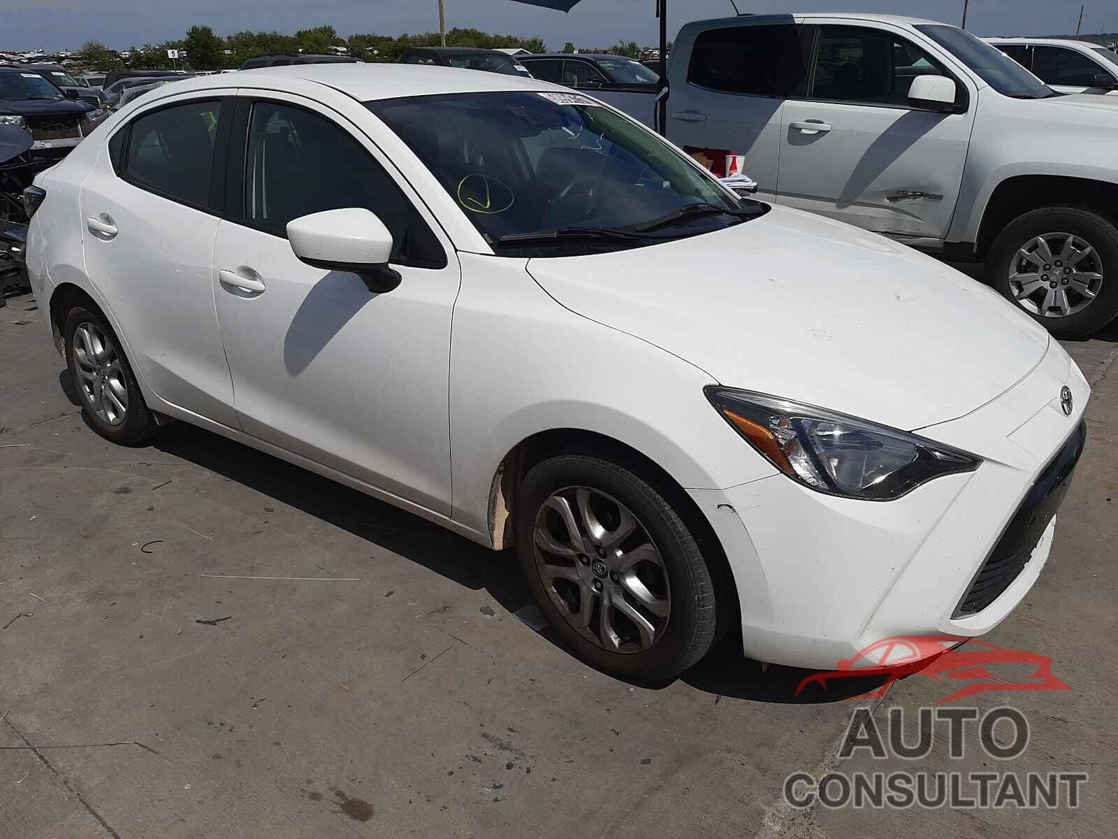 TOYOTA YARIS 2018 - 3MYDLBYV9JY330121