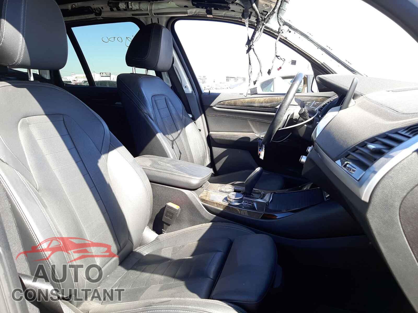 BMW X3 2018 - 5UXTS3C5XJLA45903