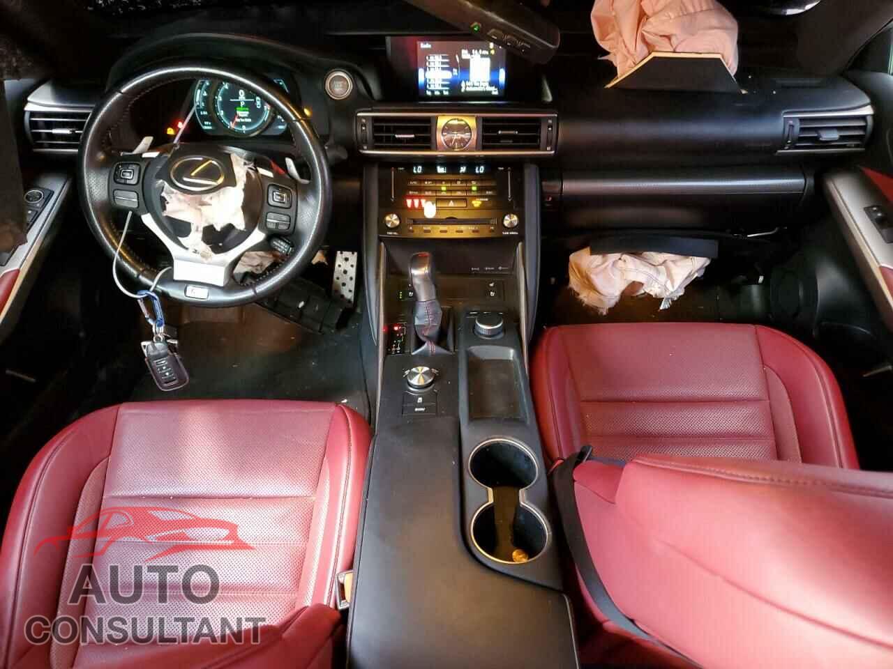 LEXUS IS 2017 - JTHBA1D25H5053832