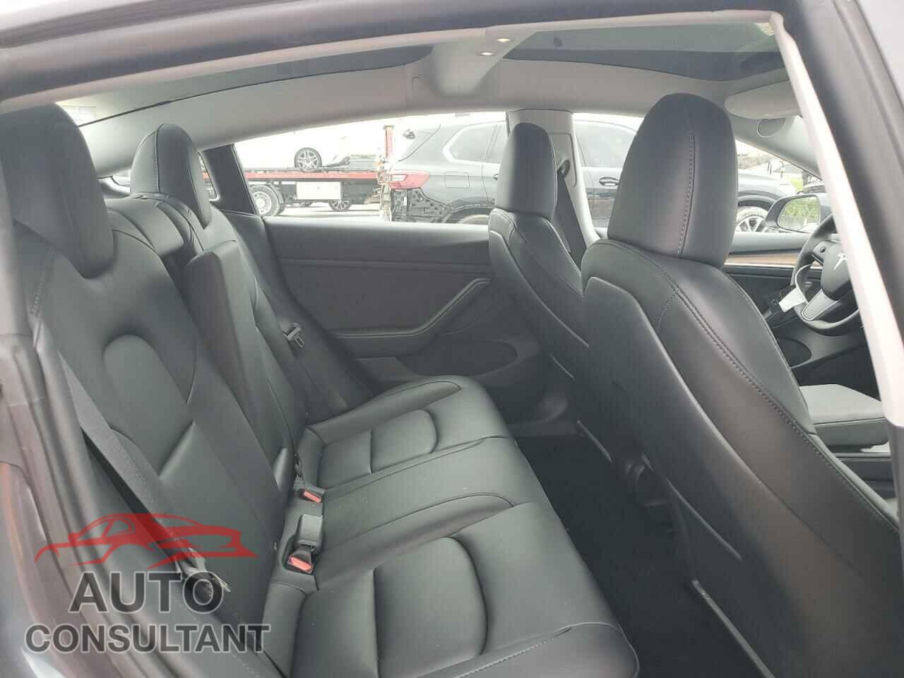 TESLA MODEL 3 2023 - 5YJ3E1EA0PF497455