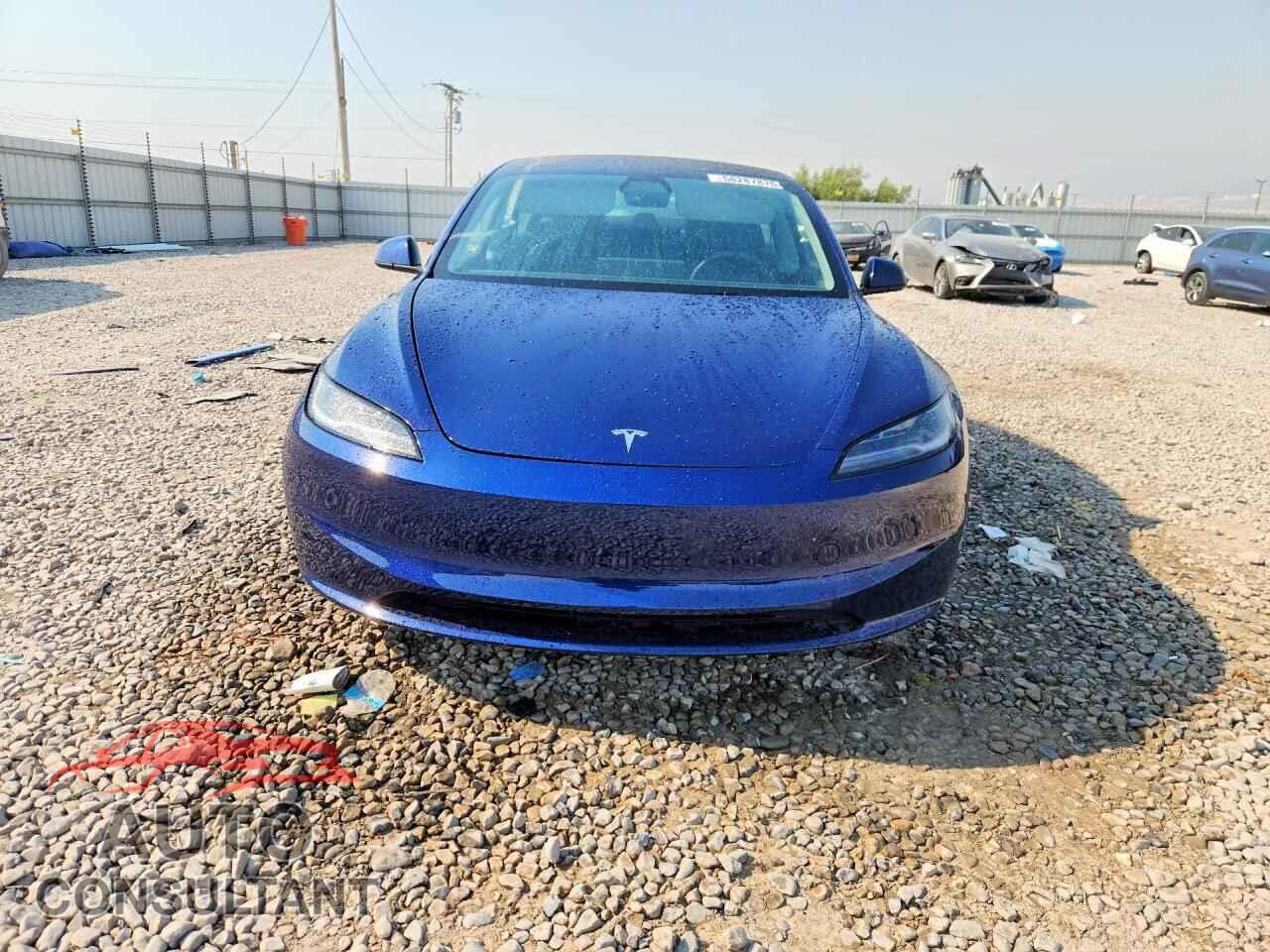 TESLA MODEL 3 2025 - 5YJ3E1EBXSF044509