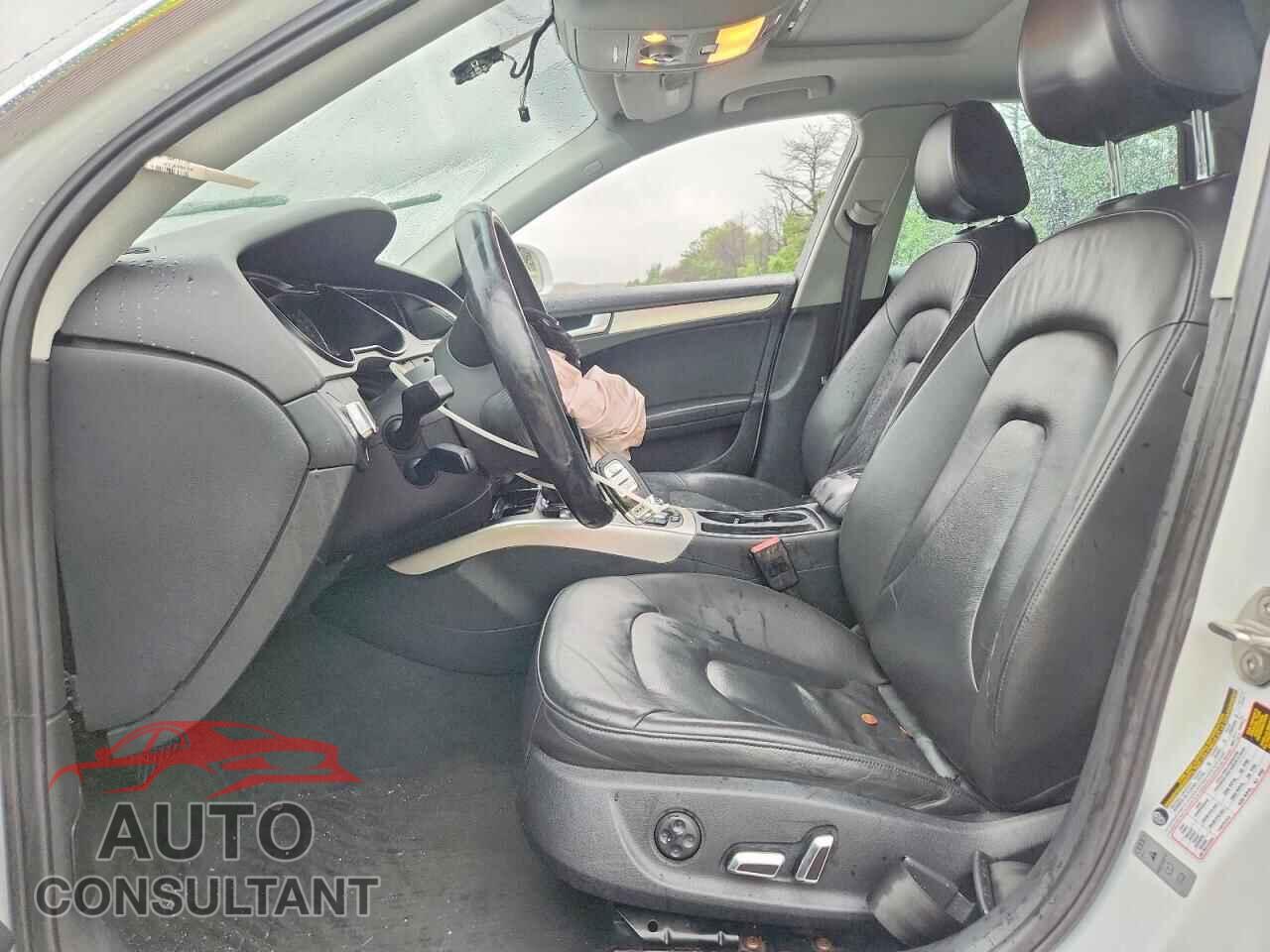 AUDI A4 2013 - WAUFFAFL0DN046921