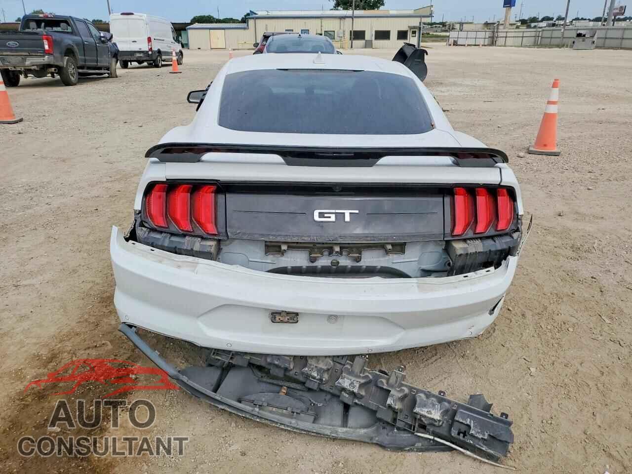 FORD MUSTANG 2021 - 1FA6P8CF2M5117744