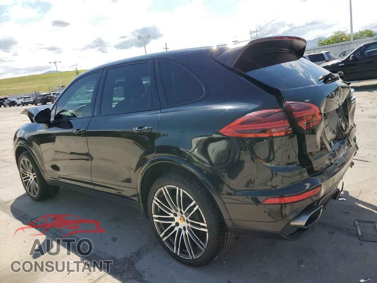 PORSCHE CAYENNE 2017 - WP1AA2A20HKA86163