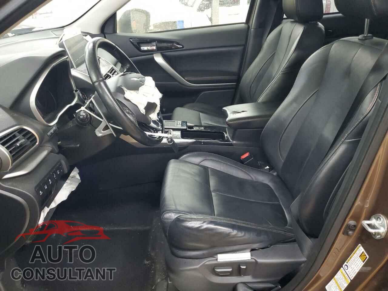 MITSUBISHI ECLIPSE 2018 - JA4AT5AA9JZ051018