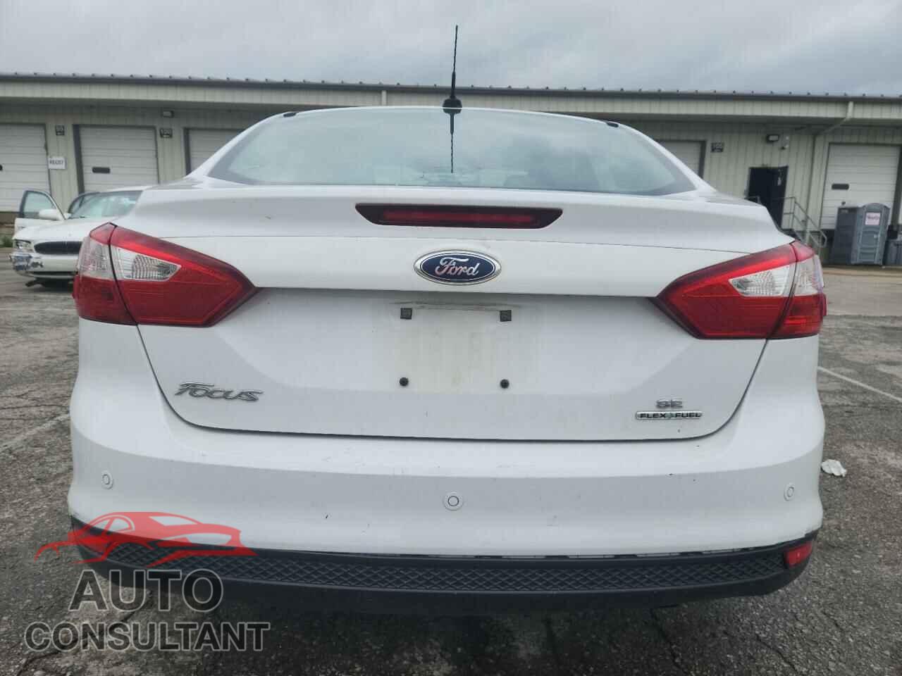 FORD FOCUS 2014 - 1FADP3F20EL310569