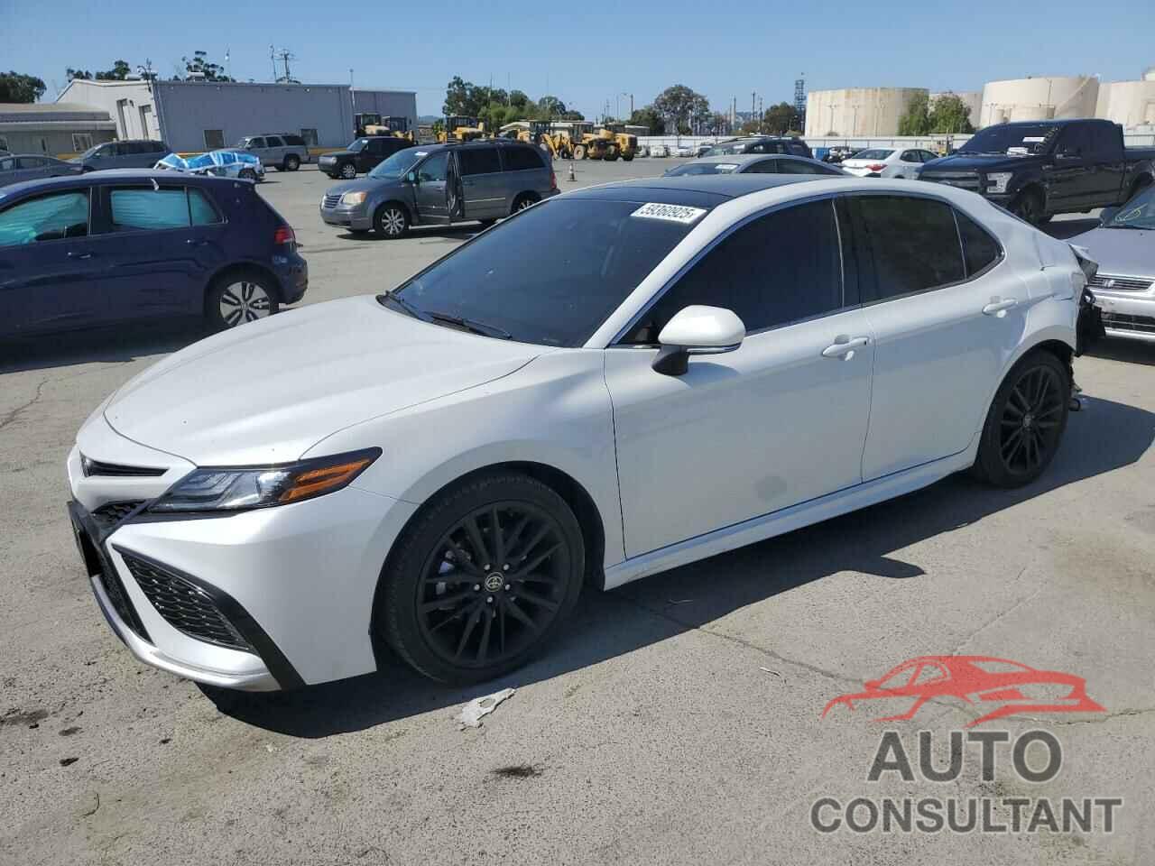 TOYOTA CAMRY 2023 - 4T1K61AK2PU129207