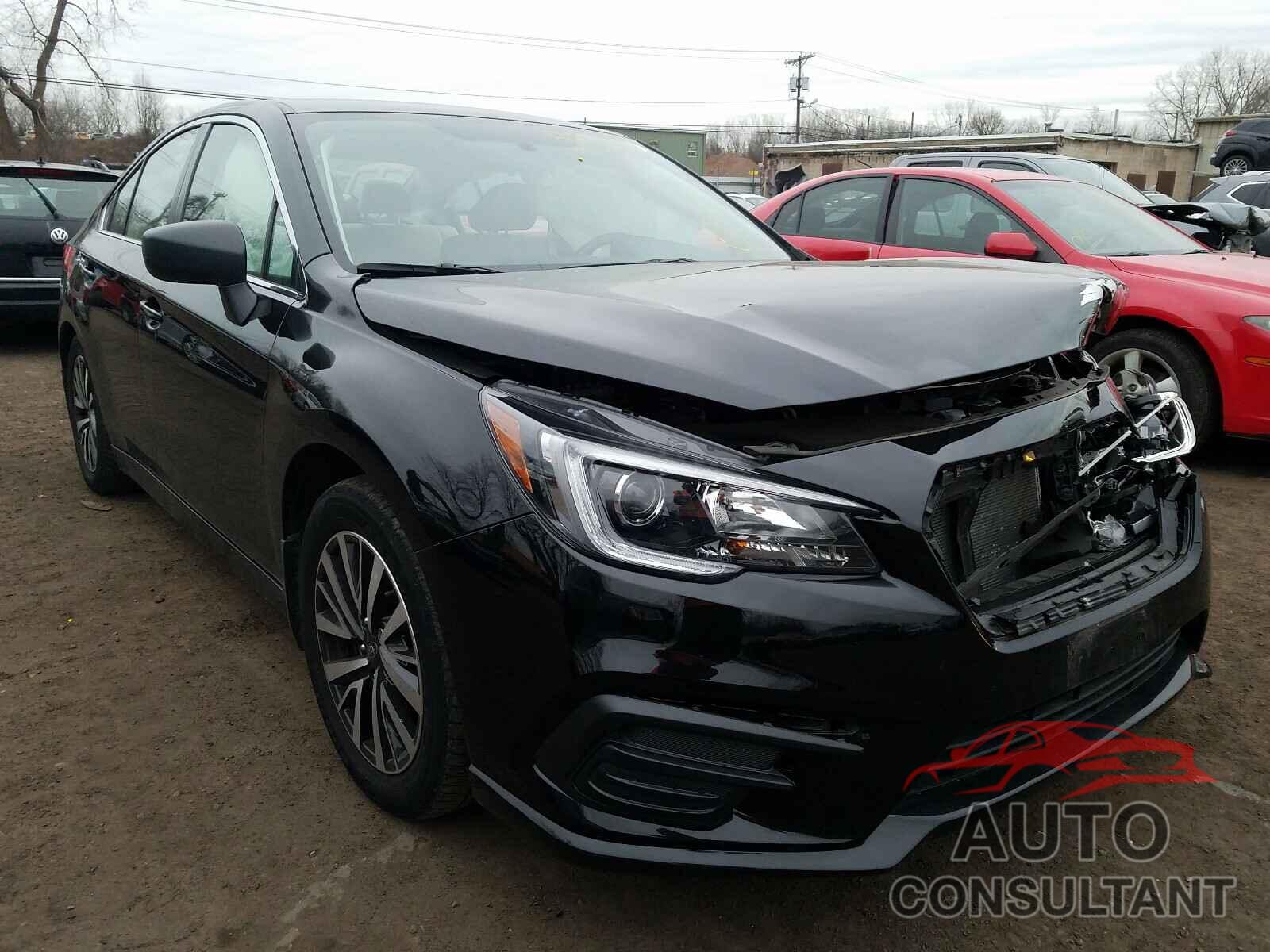 SUBARU LEGACY 2018 - 4S3BNAB68J3010406