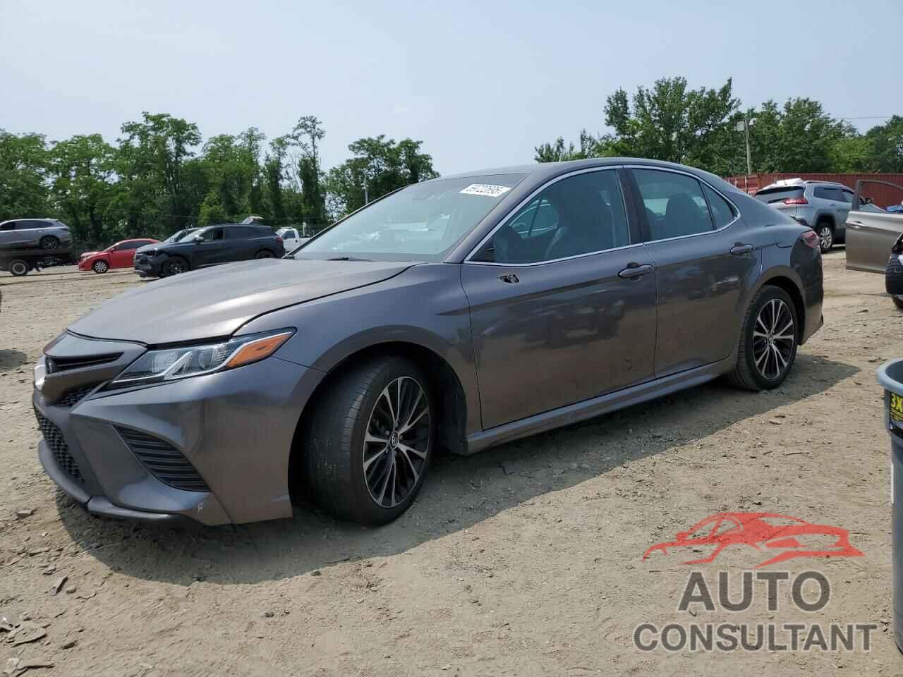 TOYOTA CAMRY 2018 - 4T1B11HK3JU046784