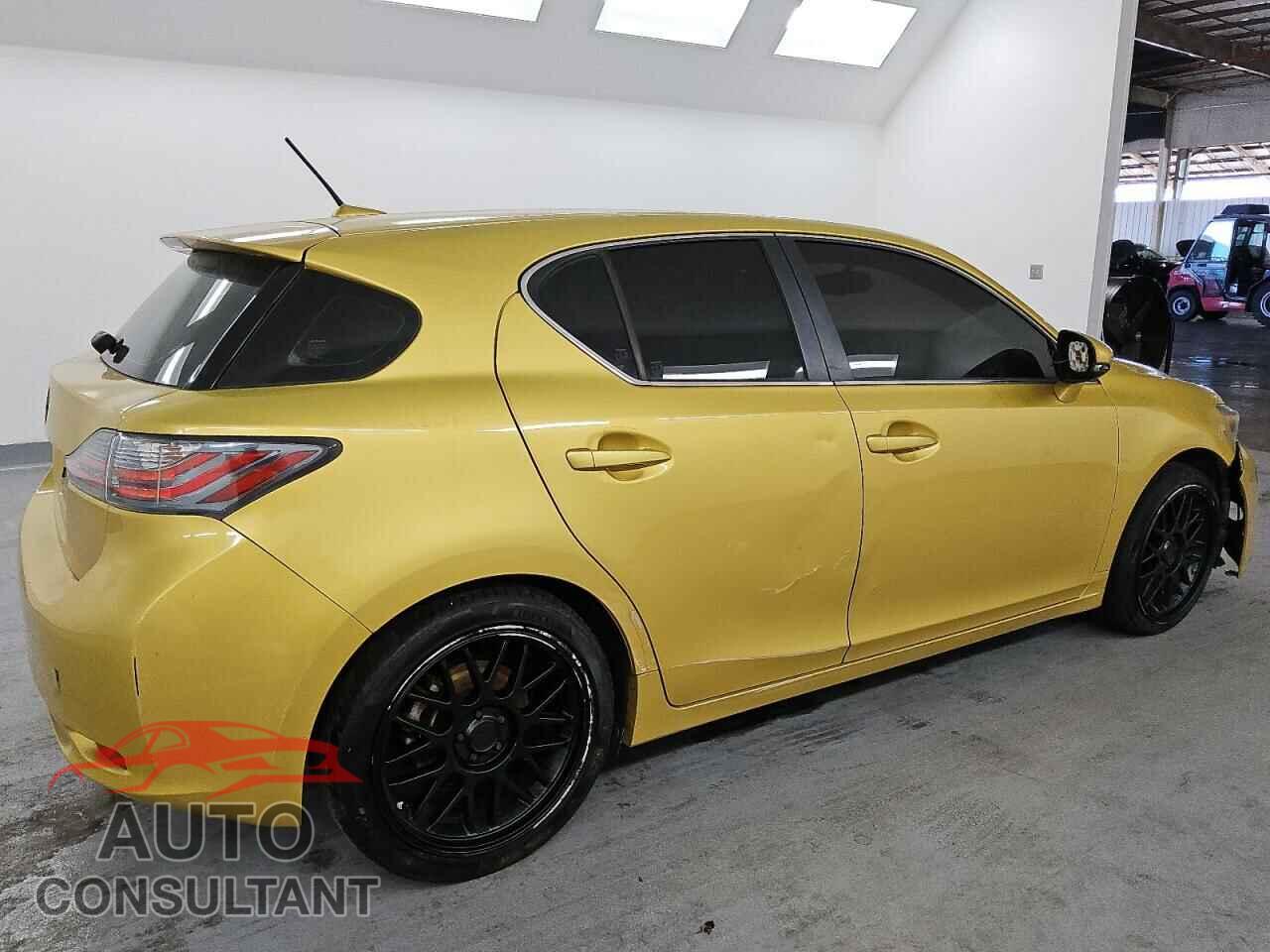 LEXUS CT 200 2012 - JTHKD5BH2C2064352