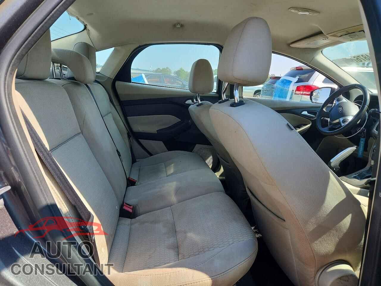 FORD FOCUS 2012 - 1FAHP3H24CL373458