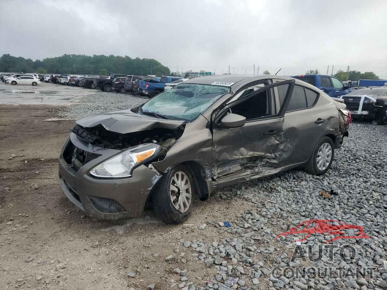 NISSAN VERSA 2017 - 3N1CN7AP7HL865648