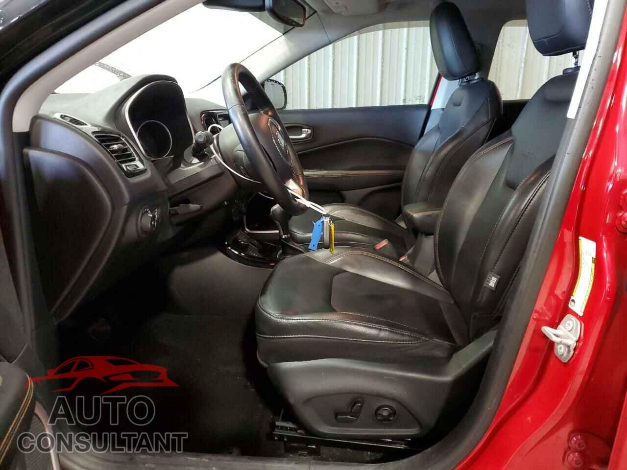 JEEP COMPASS 2018 - 3C4NJDCB6JT481772