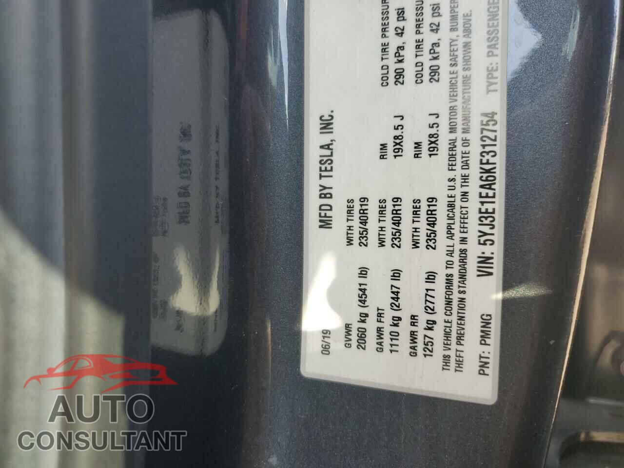 TESLA MODEL 3 2019 - 5YJ3E1EA6KF312754