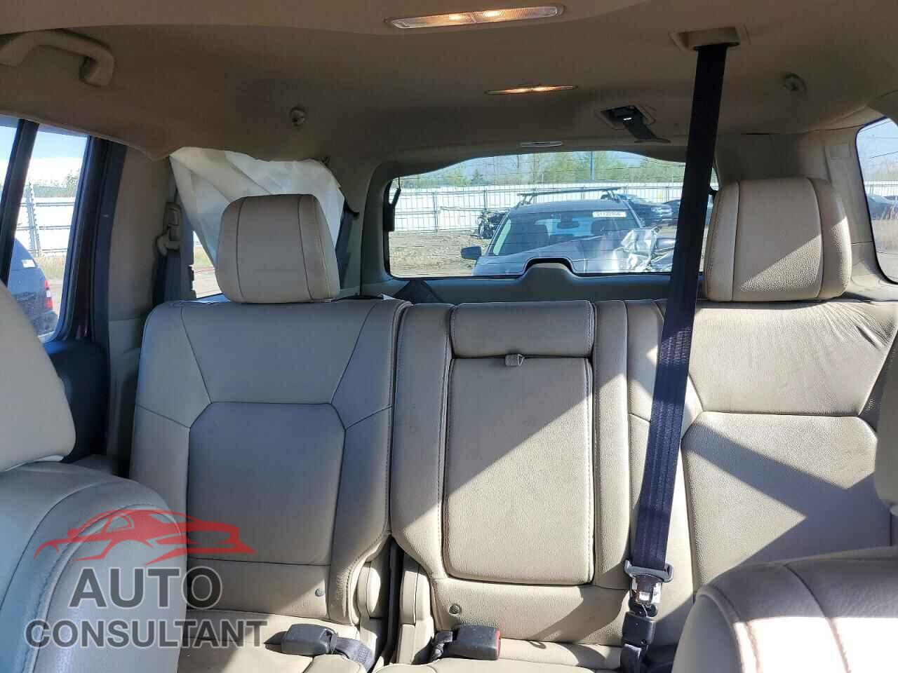 HONDA PILOT 2013 - 5FNYF4H72DB081858