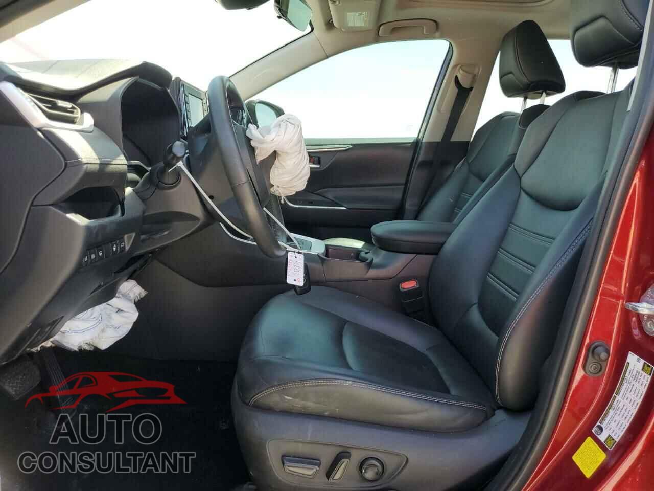 TOYOTA RAV4 2020 - 2T3C1RFV2LC069551