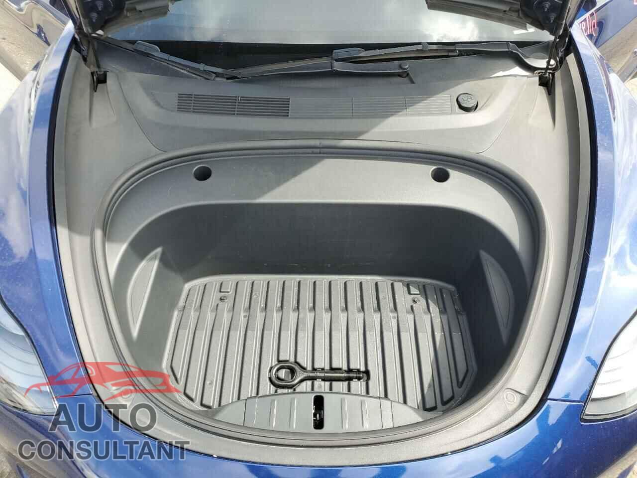 TESLA MODEL 3 2023 - 5YJ3E1EA4PF496888