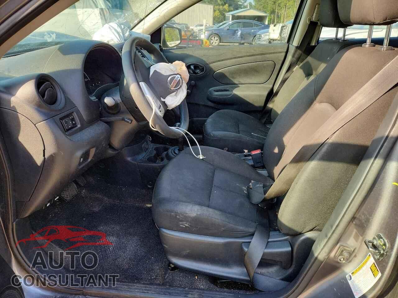 NISSAN VERSA 2019 - 3N1CN7AP3KL809455
