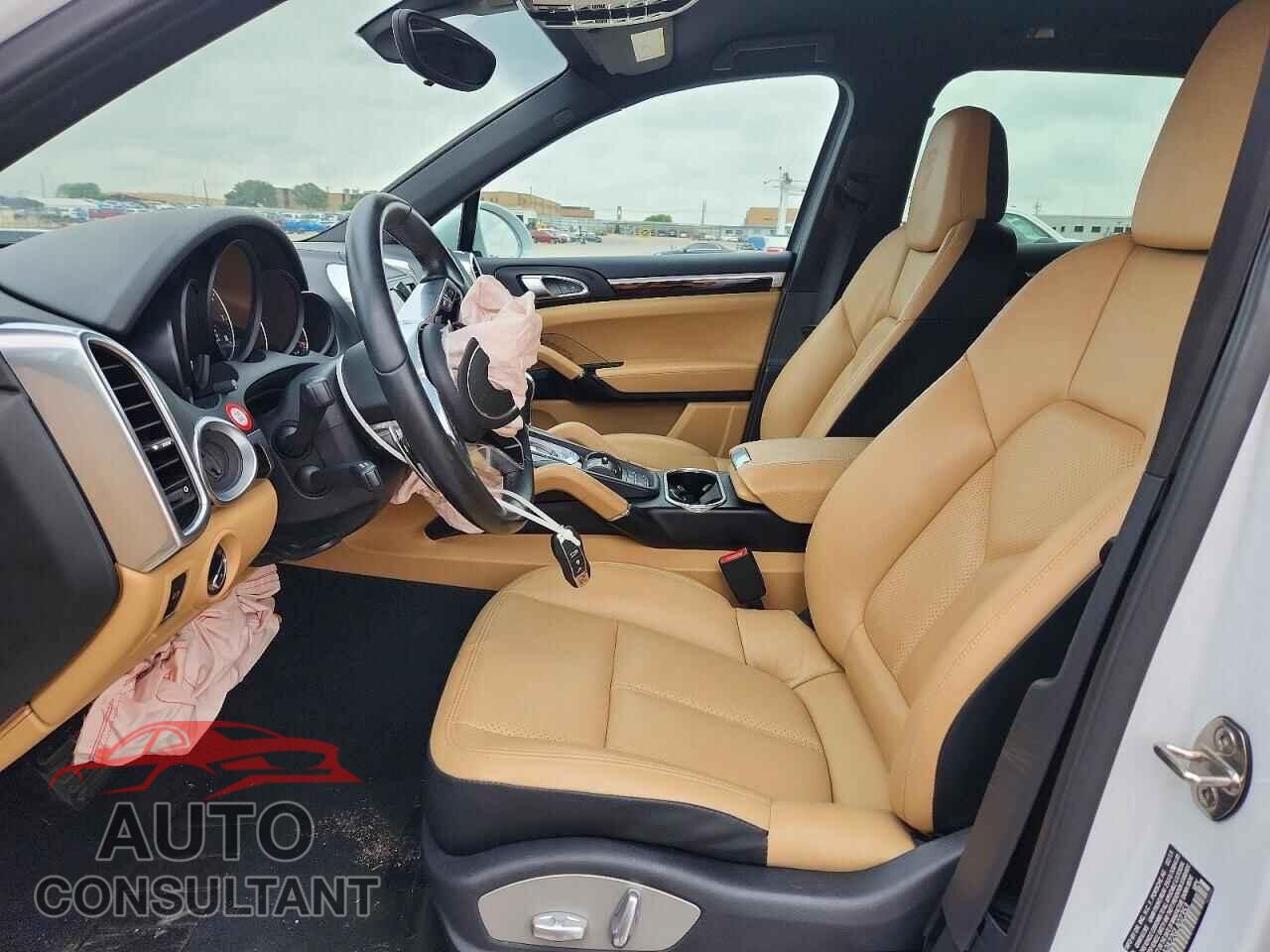 PORSCHE CAYENNE 2016 - WP1AA2A22GLA02353