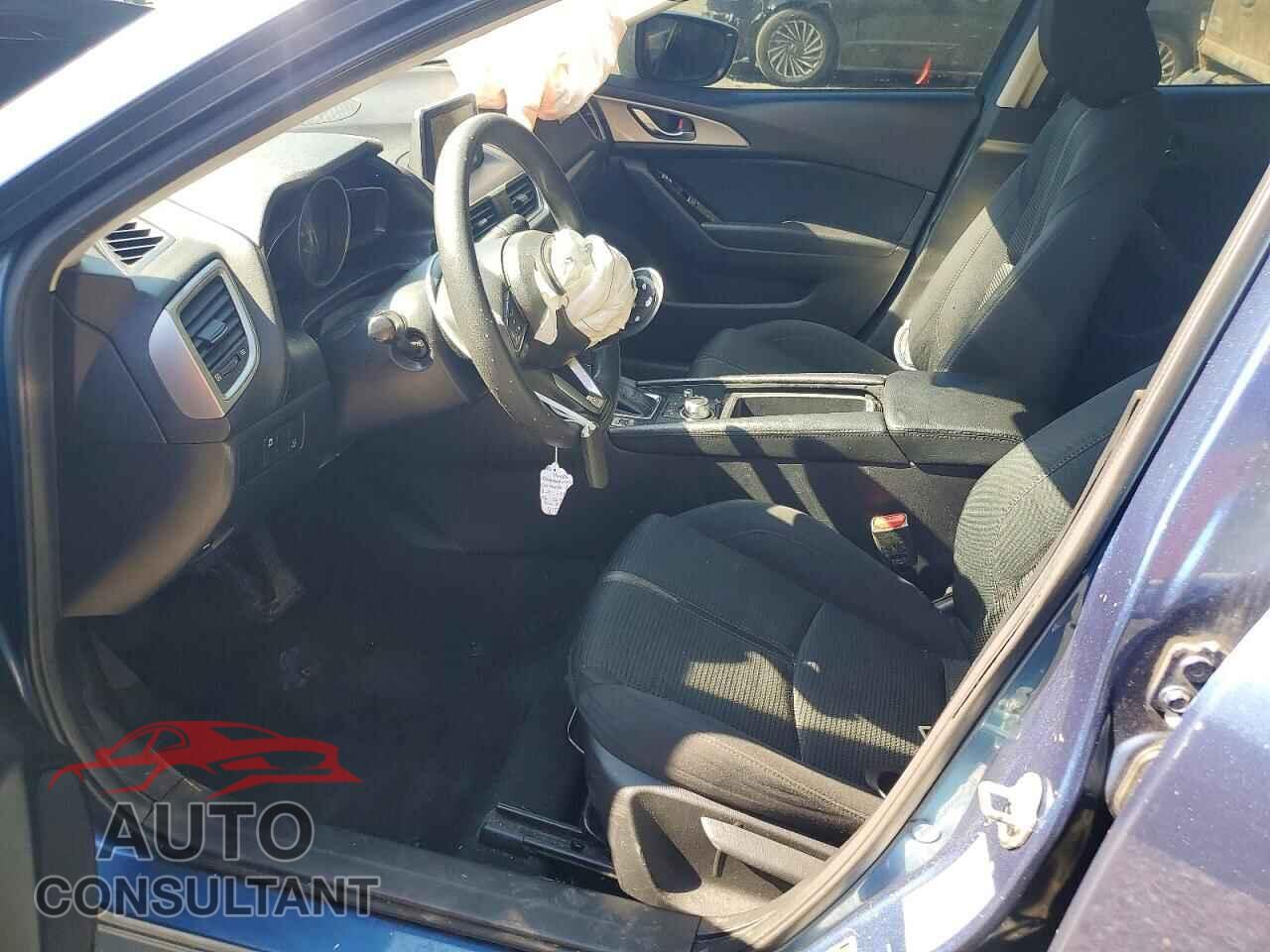 MAZDA 3 2017 - 3MZBN1U72HM155260