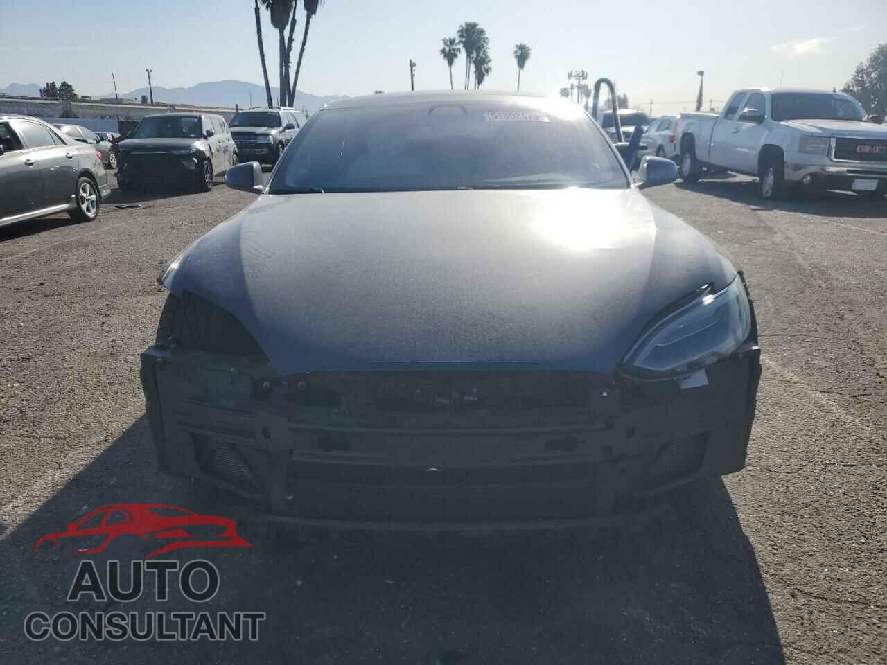 TESLA MODEL S 2017 - 5YJSA1E23HF199497