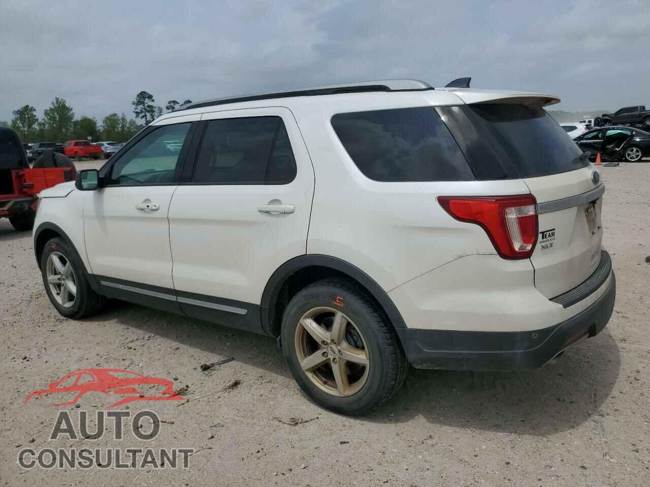 FORD EXPLORER 2018 - 1FM5K7D88JGA31462