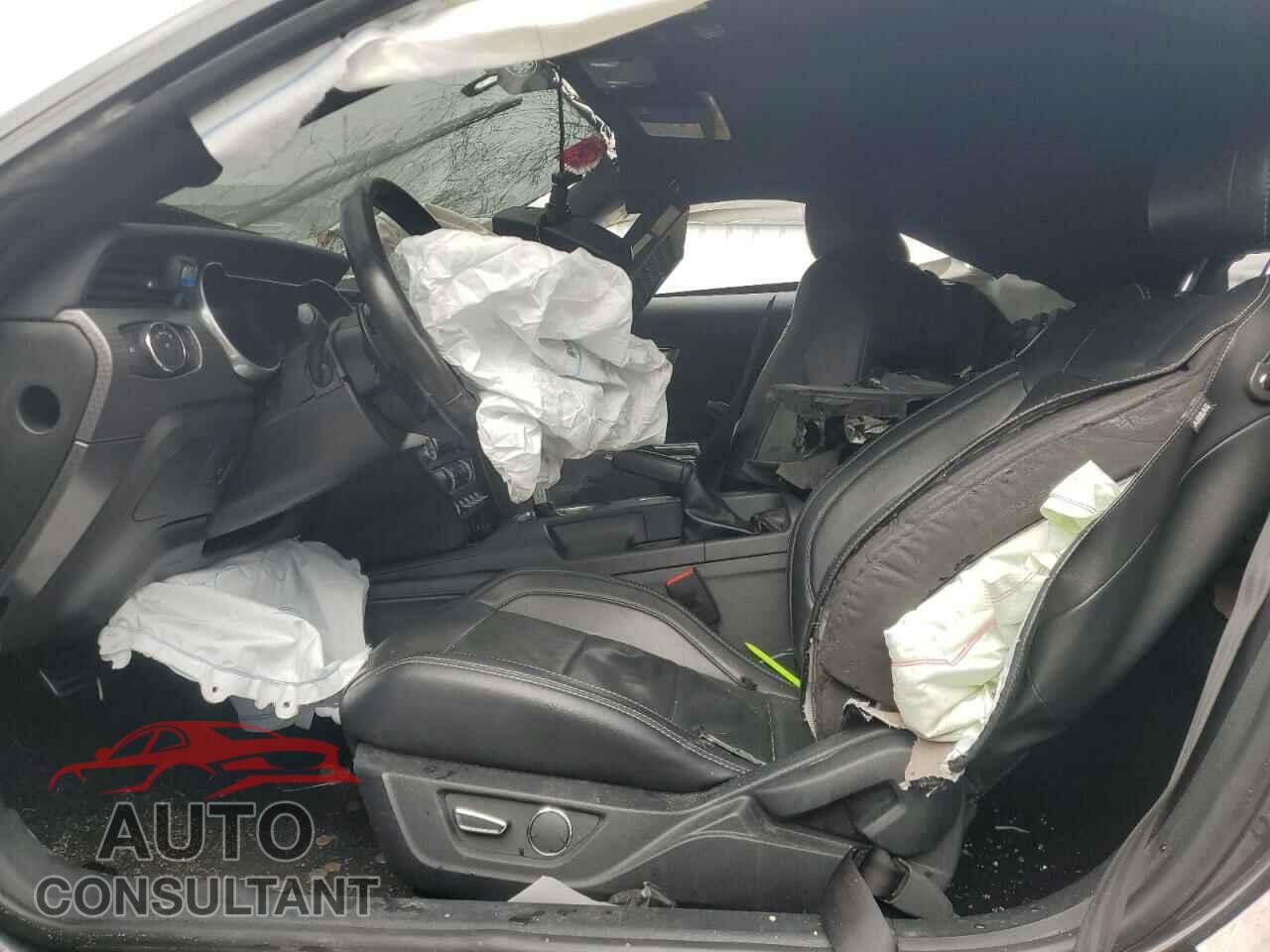 FORD MUSTANG 2019 - 1FA6P8CF6K5113645