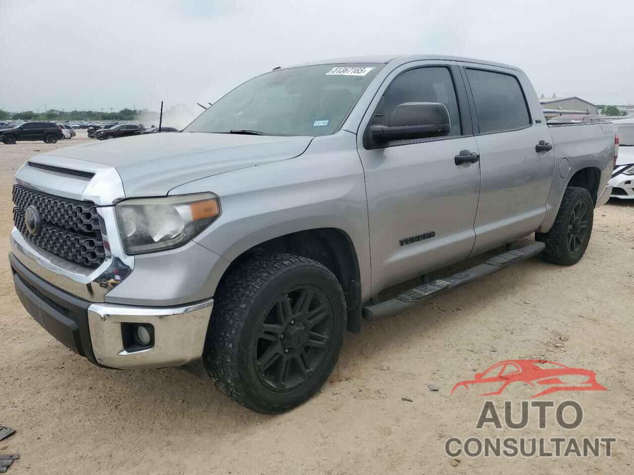 TOYOTA TUNDRA 2019 - 5TFEM5F19KX136130