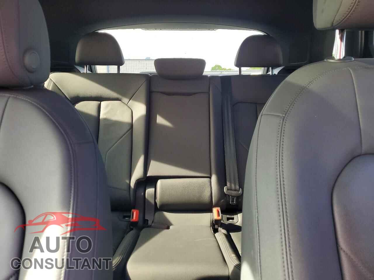 AUDI Q3 2020 - WA1FECF32L1002596