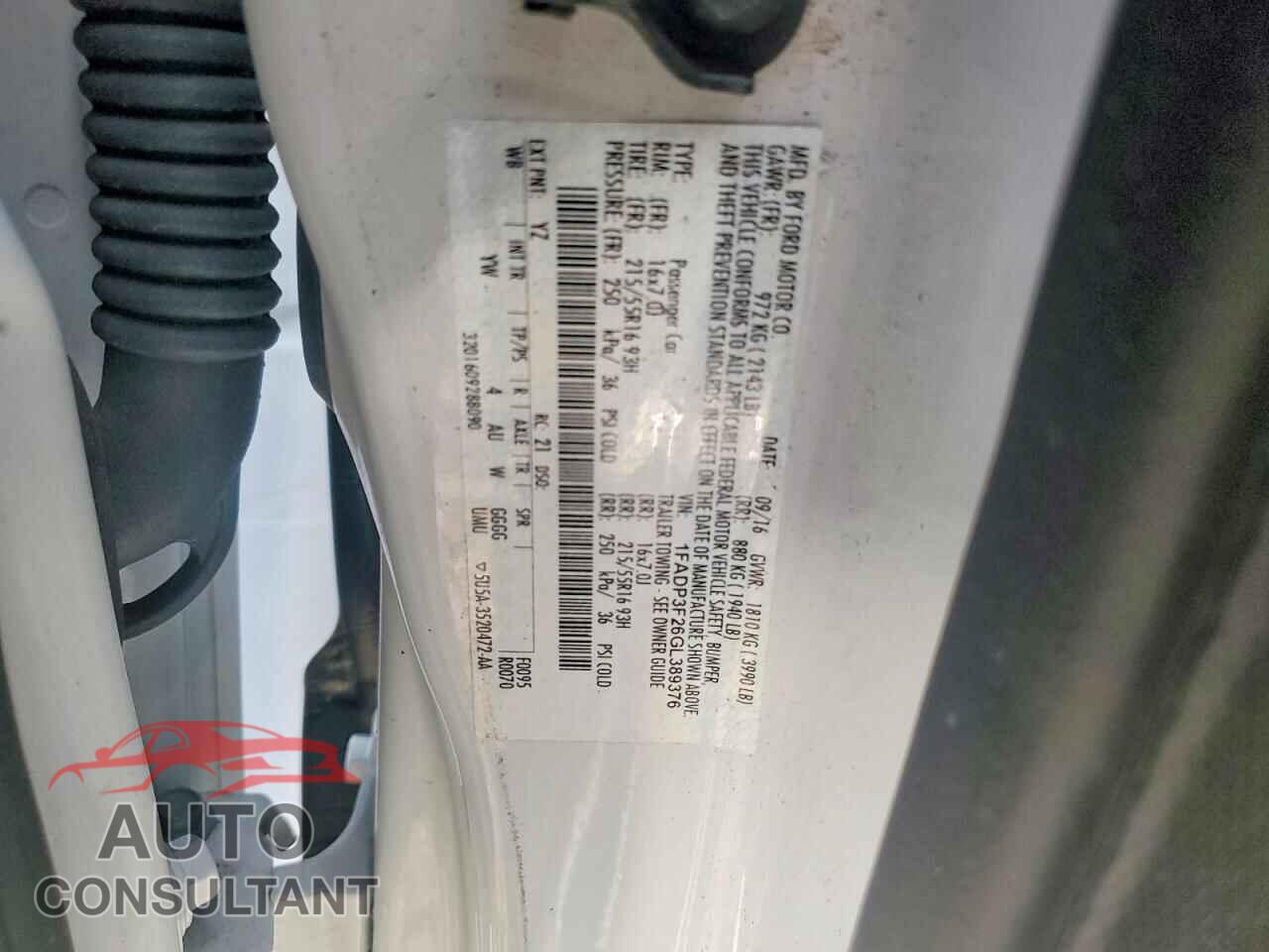 FORD FOCUS 2016 - 1FADP3F26GL389376