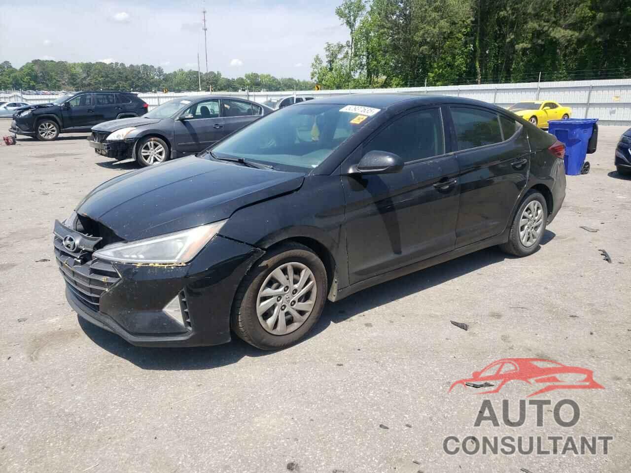 HYUNDAI ELANTRA 2019 - KMHD74LF4KU779401