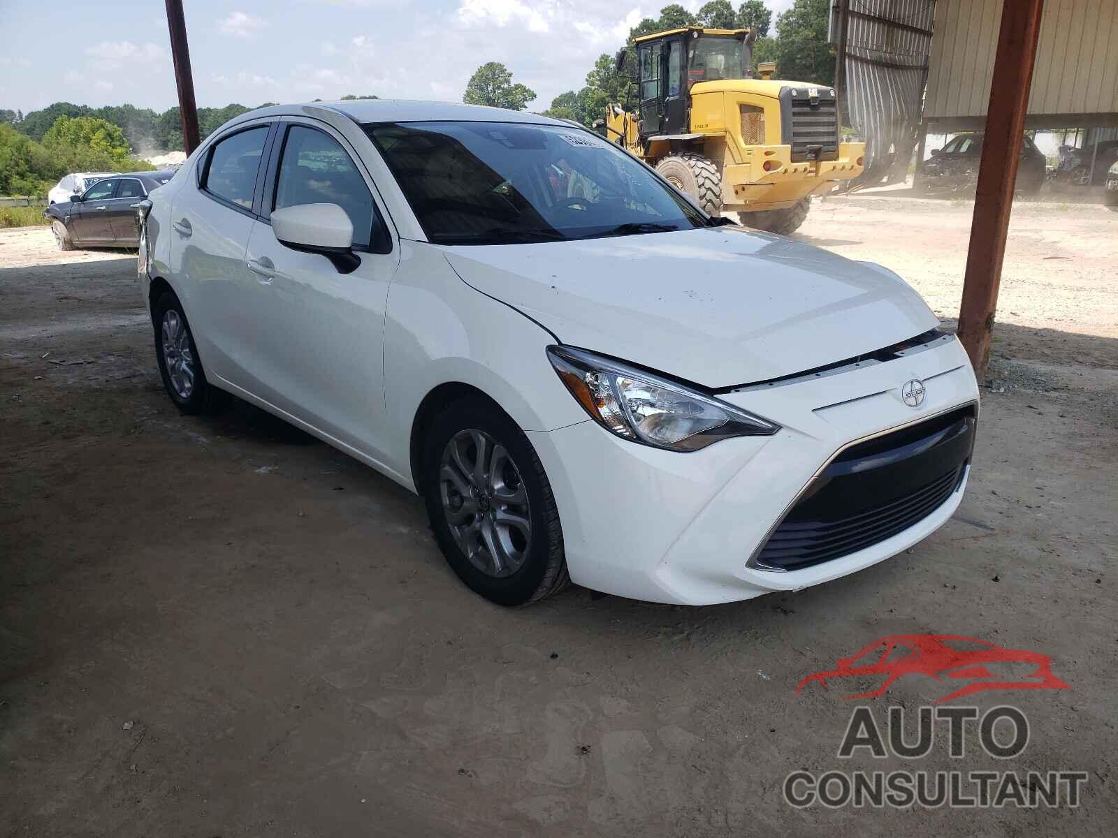 TOYOTA SCION 2016 - 3MYDLBZV2GY122444