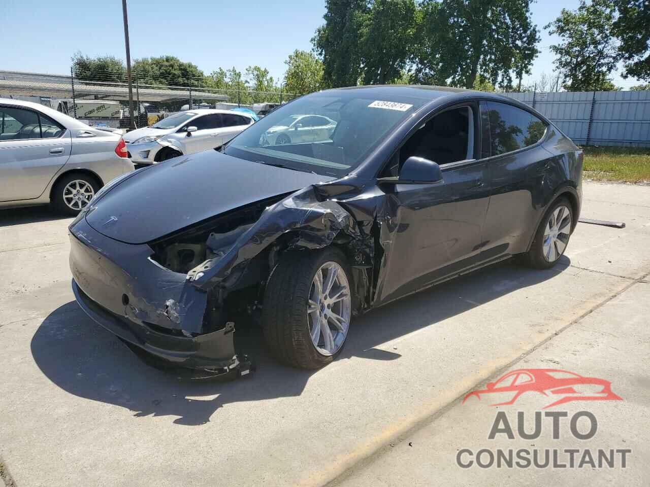 TESLA MODEL Y 2024 - 7SAYGDED8RF036702