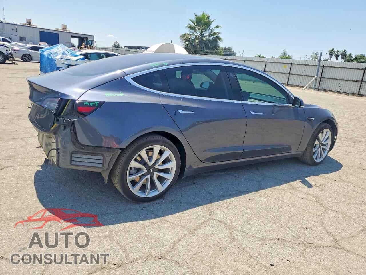 TESLA MODEL 3 2018 - 5YJ3E1EA8JF042375