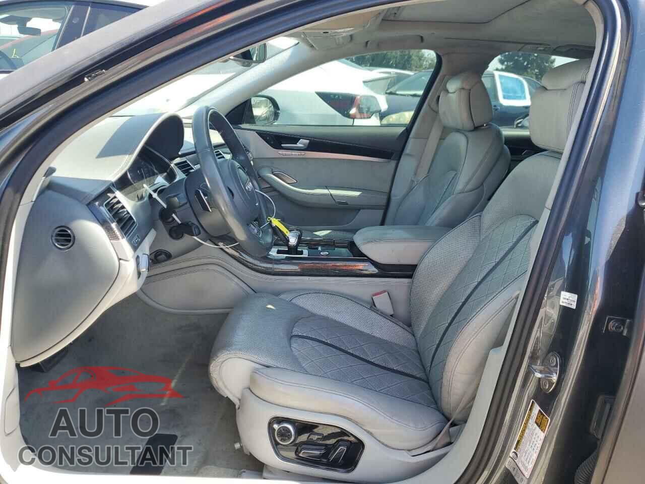 AUDI S8 2013 - WAUD2AFD4DN007731