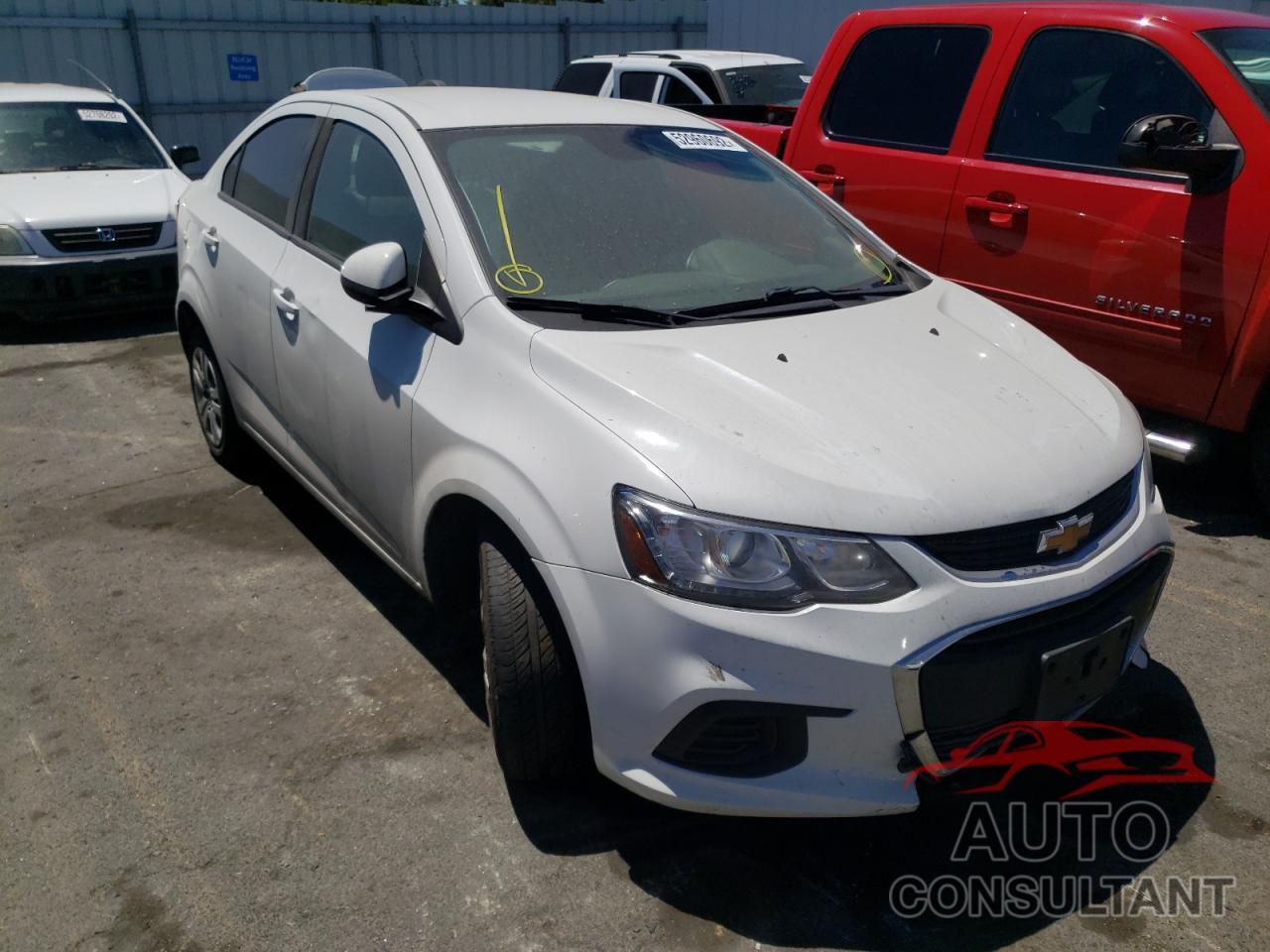 CHEVROLET SONIC 2017 - 1G1JB5SG9H4176547