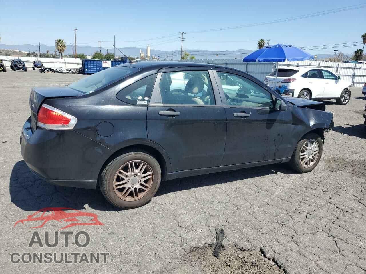 FORD FOCUS 2011 - 1FAHP3FN0BW111446