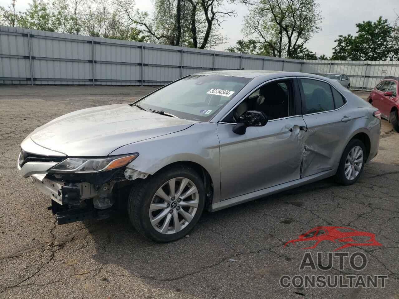 TOYOTA CAMRY 2018 - 4T1B11HK6JU622478