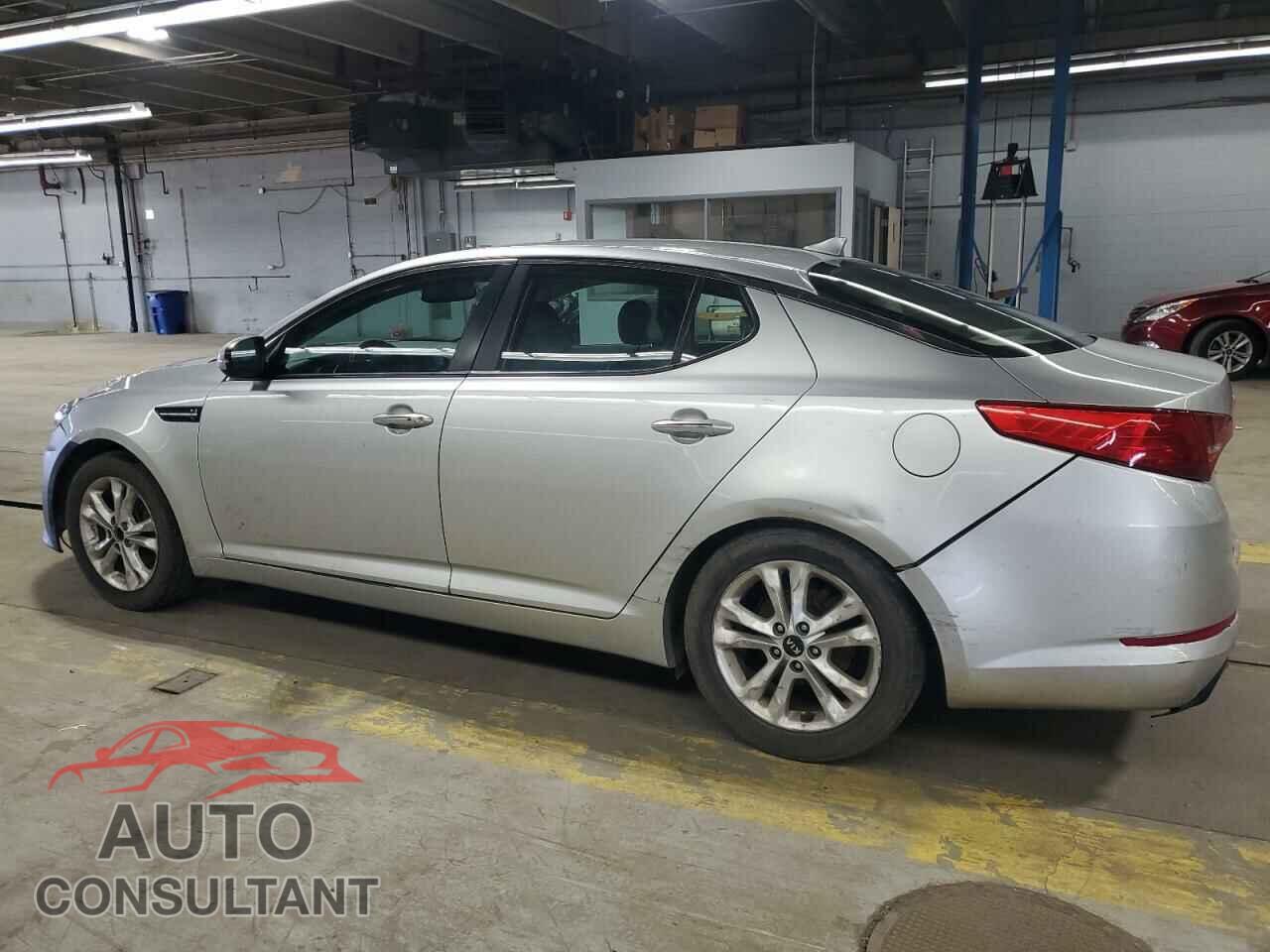 KIA OPTIMA 2011 - KNAGN4A70B5071155