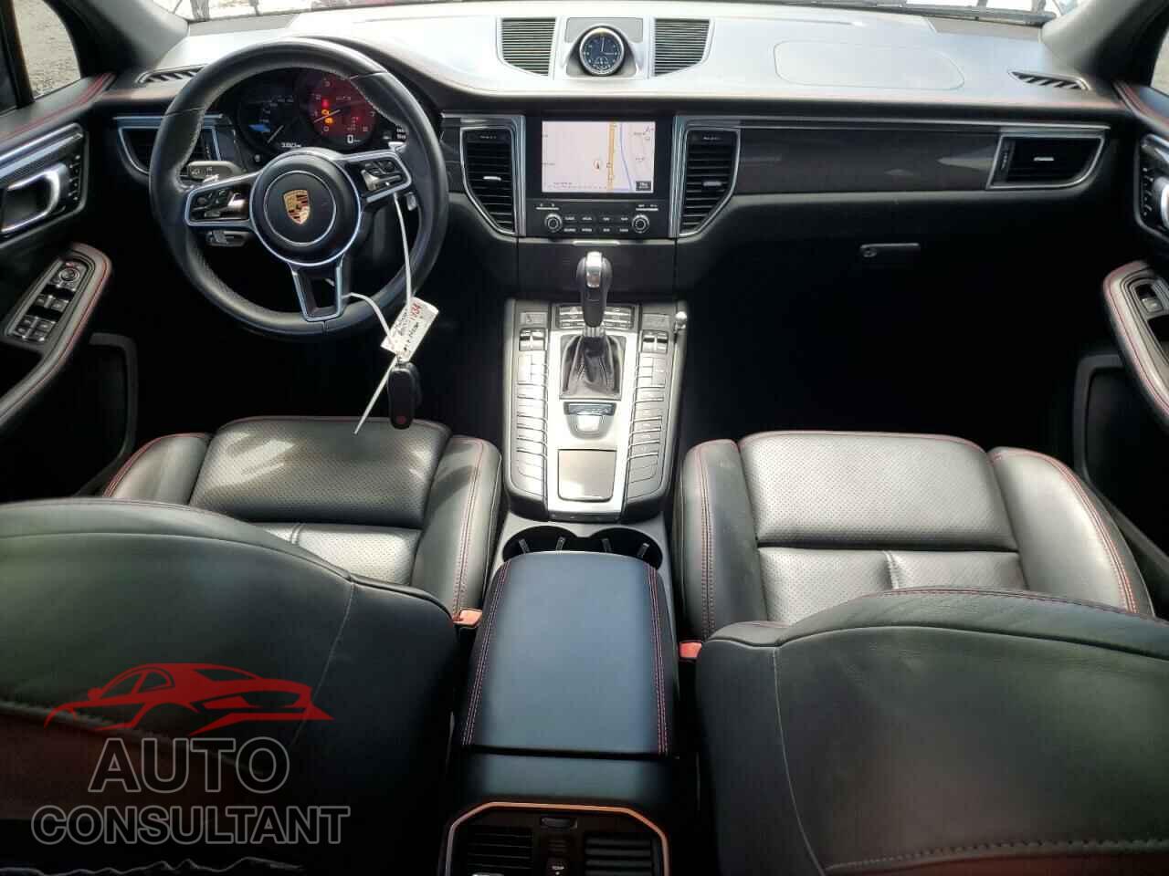 PORSCHE MACAN 2017 - WP1AG2A54HLB51311
