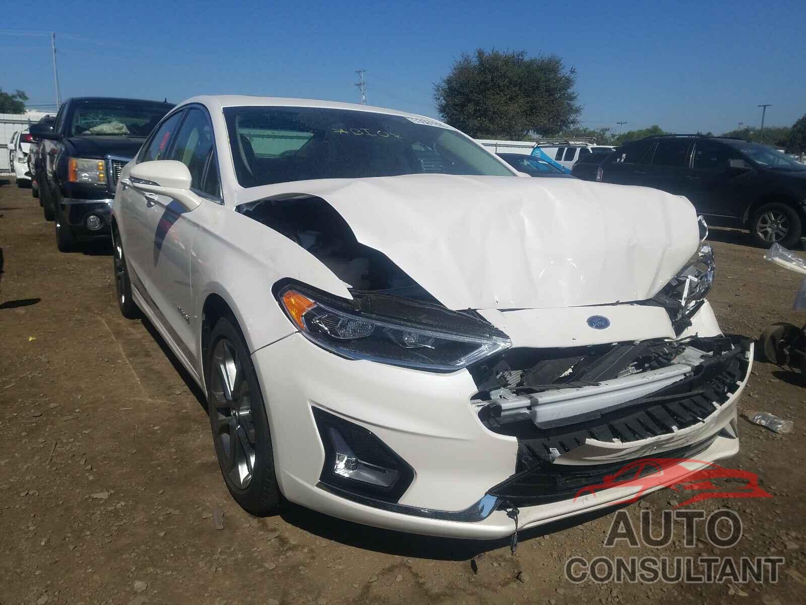 FORD FUSION 2019 - 3FA6P0RU3KR286835