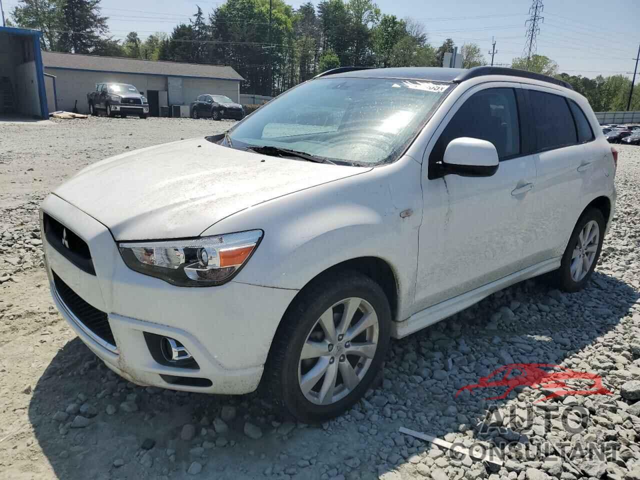 MITSUBISHI OUTLANDER 2012 - JA4AR4AU6CZ011159