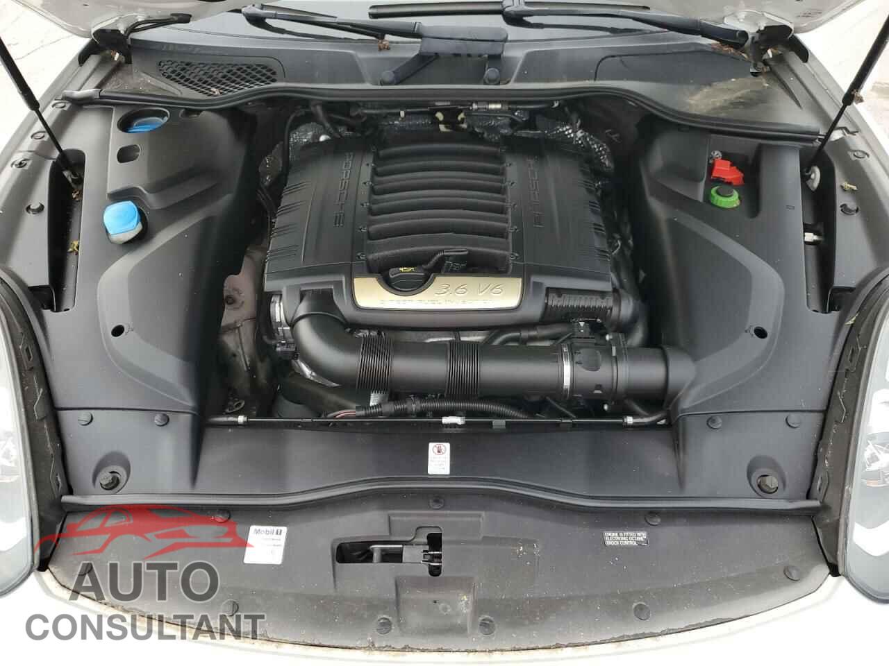 PORSCHE CAYENNE 2016 - WP1AA2A29GKA36604