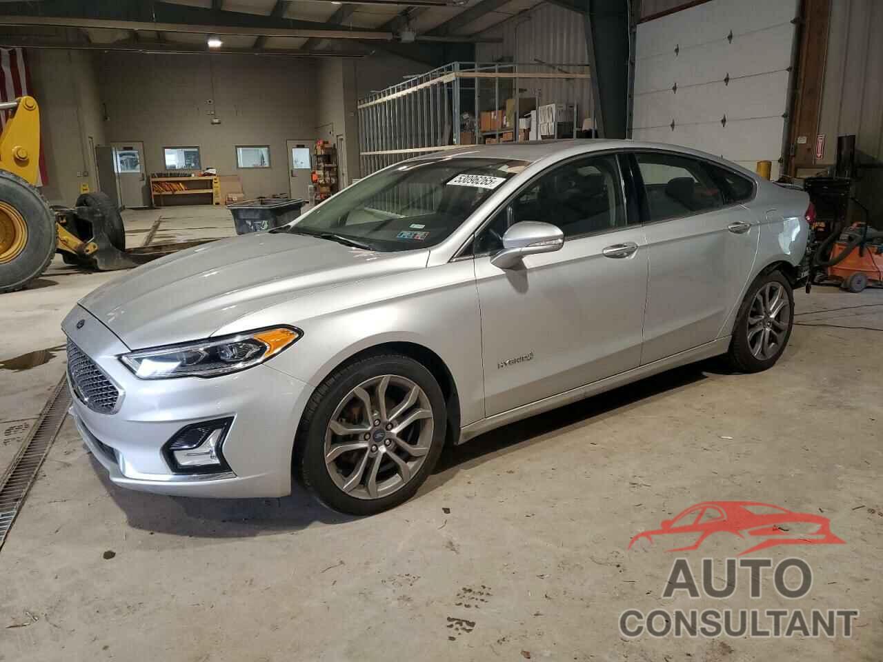FORD FUSION 2019 - 3FA6P0RU5KR138895