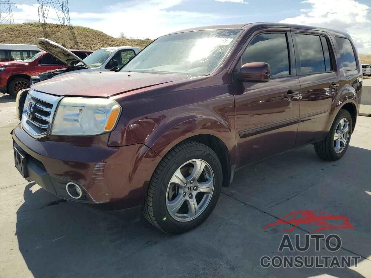 HONDA PILOT 2012 - 5FNYF4H64CB047569